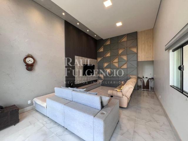 Casa para alugar com 3 Suítes em Conjunto Habitacional Alexandre Urbanas, Londrina PR