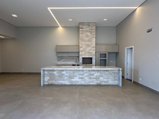 Casa para alugar com 3 suítes em Porto Madero, Dourados MS