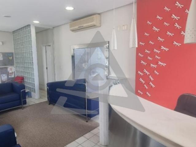 Casa para alugar em Campinas, Cambuí, com 4 quartos, com 159 m²