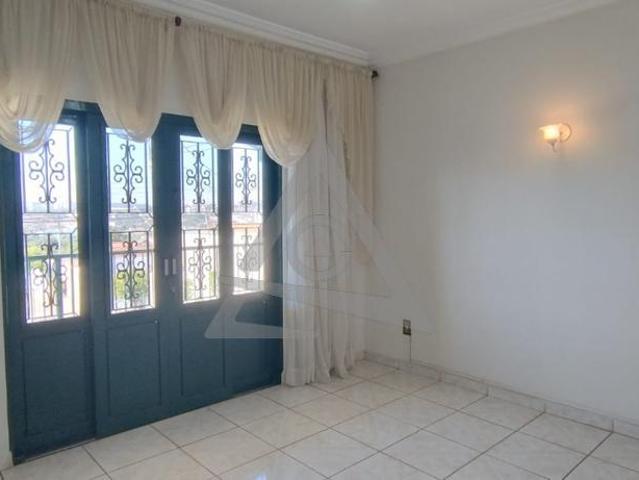 Casa para alugar em Campinas, Parque São Quirino, com 3 quartos, com 295 m²