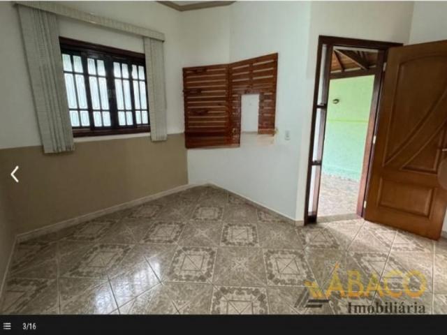 Casa Para Alugar Em Cardinalli de 300.00 m² Com 4 Quartos, 1 Suite E 4 Garagens
