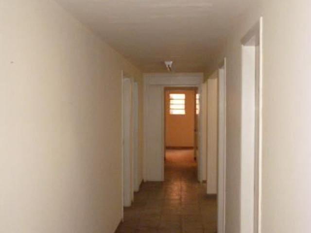 Casa Para Alugar Em Centro de 300.00 m² Com 1 Quarto, 1 Suite E 1 Garagem
