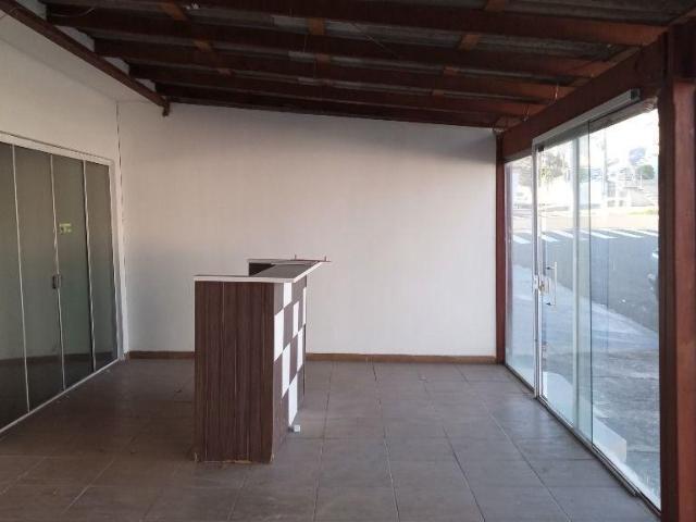 Casa para alugar em Hortolândia, Loteamento Remanso Campineiro, com 3 quartos, com 200 m²
