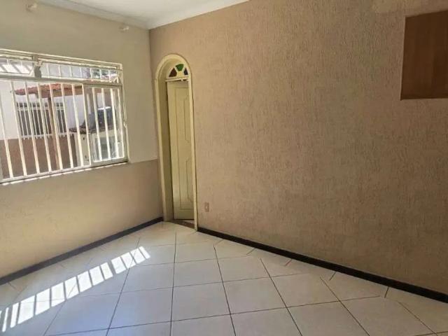Casa para alugar em Ipatinga, Imbaúbas, com 3 quartos, 160m²