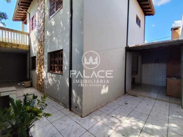 Casa Para Alugar Em Jardim Astúrias II de 130.00 m² Com 3 Quartos, 1 Suite E 2 Garagens