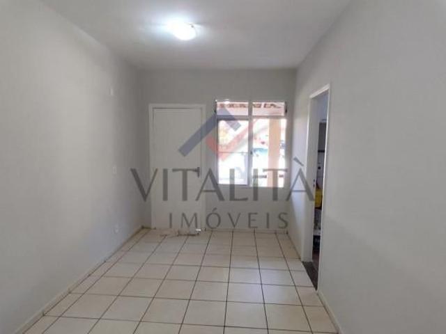 Casa Para Alugar Em Jardim Dos Gerânios de 100.00 m² Com 3 Quartos, 1 Suite E 2 Garagens