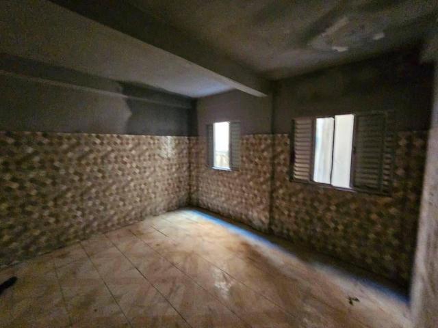 Casa Para Alugar Em Jardim Noemia de 40.00 m² Com 1 Quarto