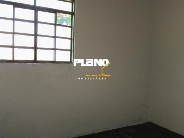 Casa Para Alugar Em Jardim Paulistano de 40.00 m² Com 2 Quartos E 2 Garagens