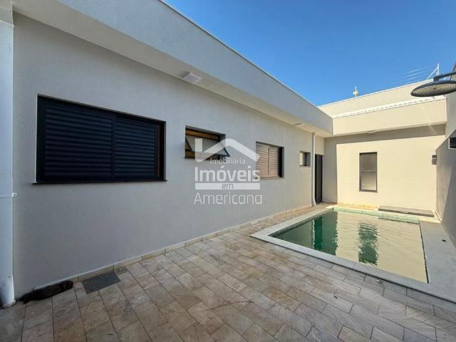 Casa Para Alugar Em Parque Universitário de 160.00 m² Com 3 Quartos, 1 Suite E 2 Garagens