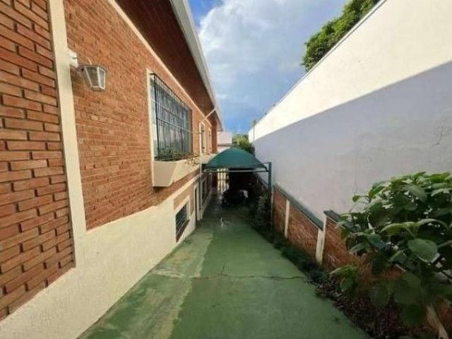 Casa Para Alugar Em Parque Do Colégio de 265.00 m² Com 4 Quartos