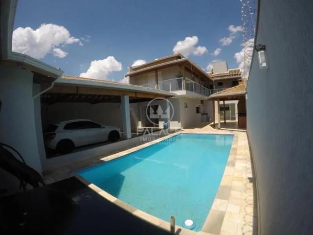 Casa Para Alugar Em Parque São Matheus de 277.00 m² Com 3 Quartos, 1 Suite E 4 Garagens
