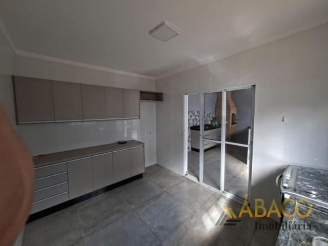 Casa Para Alugar Em Portal Do Sol de 404.75 m² Com 3 Quartos, 1 Suite E 4 Garagens