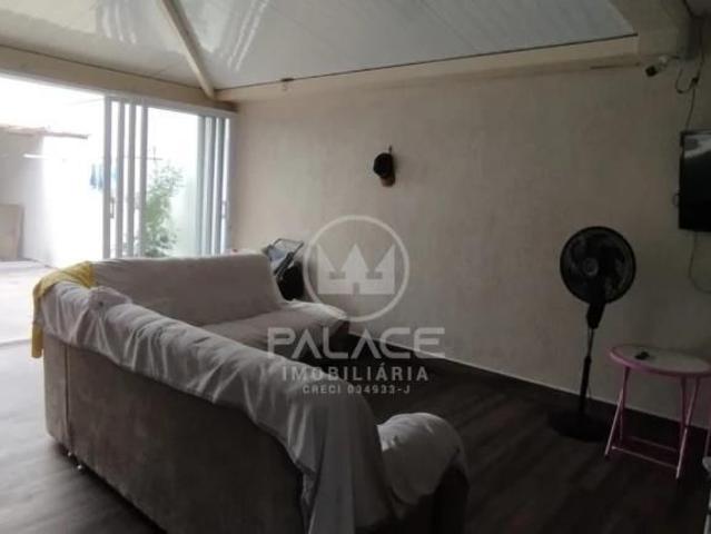Casa Para Alugar Em Residencial Mont Carlo de 175.00 m² Com 2 Quartos, 1 Suite E 2 Garagens