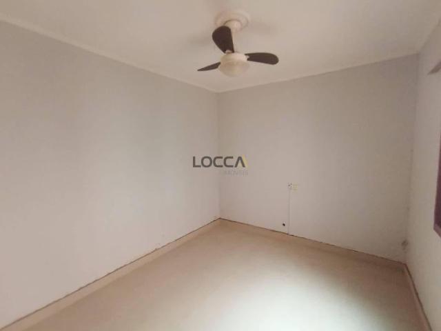 Casa Para Alugar Em Vila Monte Alegre de 200.00 m² Com 4 Quartos, 1 Suite E 6 Garagens