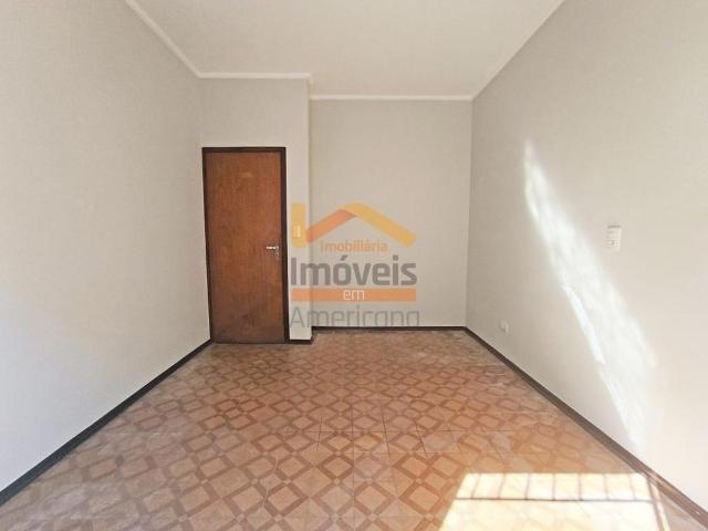 Casa Para Alugar Em Werner Plaas de 200.00 m² Com 3 Quartos, 1 Suite E 3 Garagens