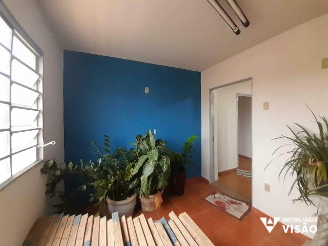 CASA PARA ALUGAR, 04 QUARTOS, 01 SUÍTE, 04 VAGAS NO BAIRRO ABADIA