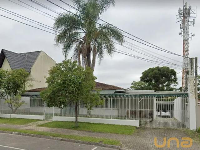 Casa para alugar 10 quartos, 208 m² em Mercês, Curitiba