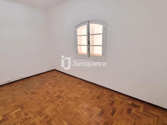 Casa para alugar, 1 quarto, sendo 2 suítes, 2 vagas, no bairro Centro em Piracicaba SP