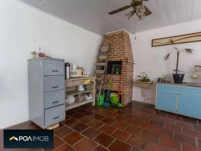 Casa para alugar, 250 m² por R$ 5.417,00/mês Floresta Porto Alegre/RS
