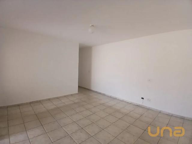Casa para alugar 2 quartos, 81 m² em Pinheirinho, Curitiba