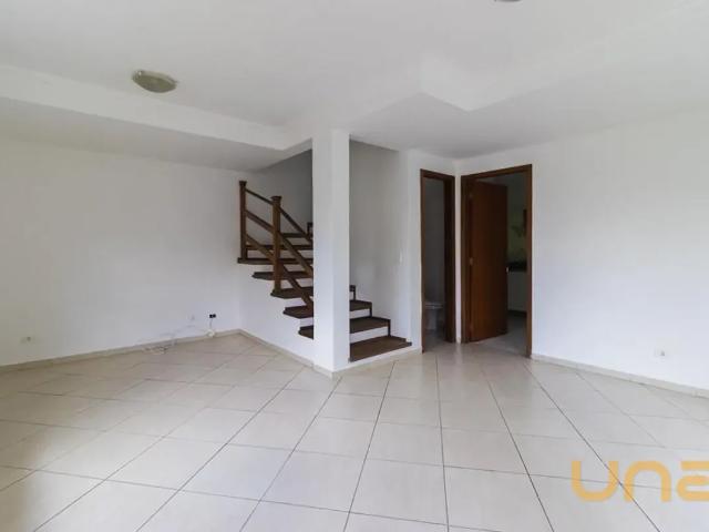 Casa para alugar 3 quartos, 183 m² em Boqueirão, Curitiba
