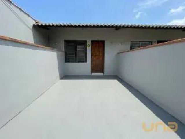 Casa para alugar 3 quartos, 254 m² em Santa Candida, Curitiba