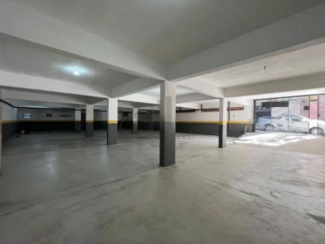 Casa Comercial com escritório localizado no Bairro Santo Antônio, em São Caetano Do Sul