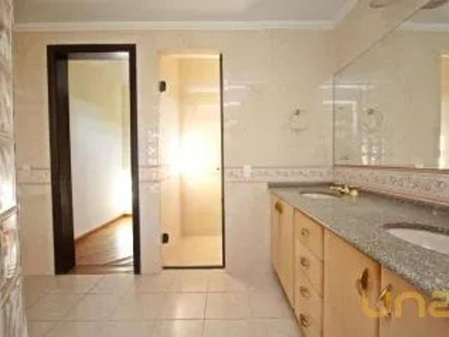 Casa para alugar 4 quartos, 442 m² em Guabirotuba, Curitiba