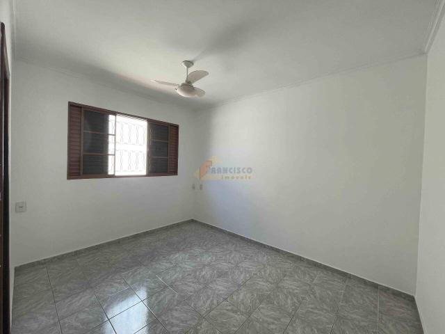 Casa para aluguel, 4 quartos, 1 suíte, 5 vagas, Nações Divinópolis/MG