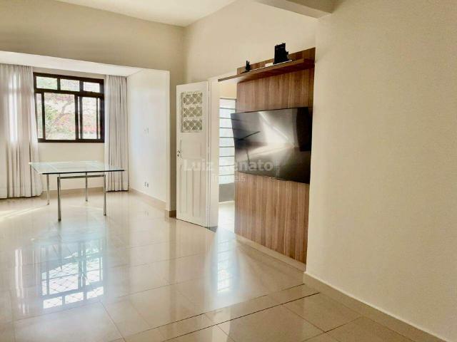 Casa para aluguel 4 quartos 1 suíte 8 vagas Calafate
