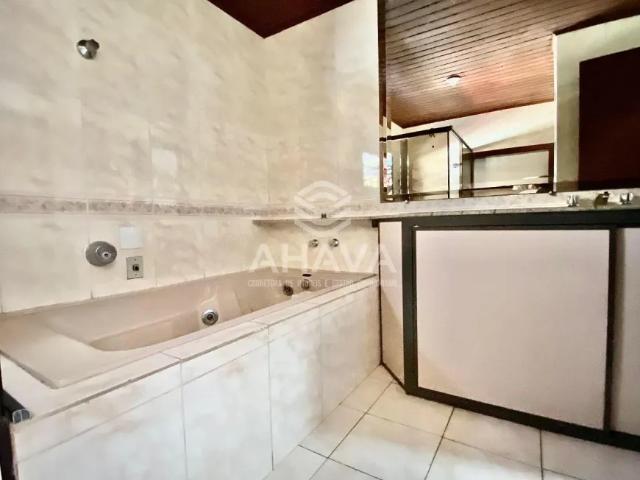 Casa para aluguel, 5 quartos, 2 suítes, 2 vagas, Santa Amélia Belo Horizonte/MG