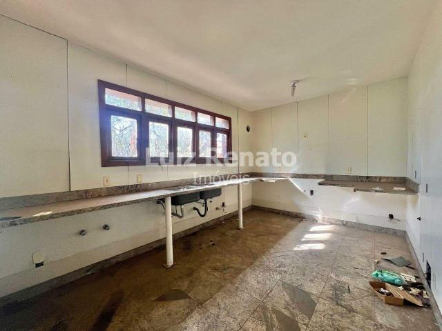 Casa para aluguel 8 quartos 1 suíte 6 vagas Santa Tereza
