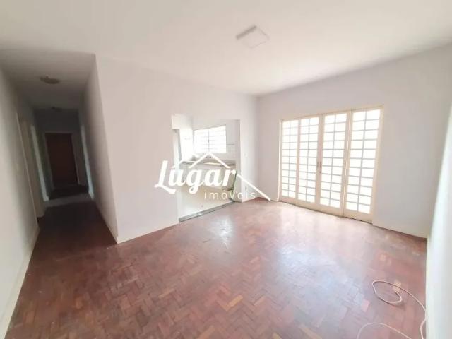 Casa para aluguel, 3 quartos, 1 suíte, 2 vagas, JARDIM ITAIPU Marília/SP