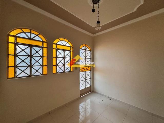 Casa para aluguel, 3 quartos, 1 suíte, 1 vaga, Planalto Divinópolis/MG