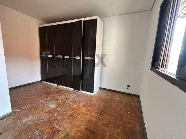 Casa para Aluguel: 3 Quartos em Vila Vitória