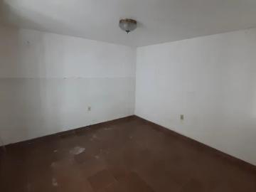 Casa para aluguel tem 240 metros quadrados com 5 quartos em Brotas Salvador BA