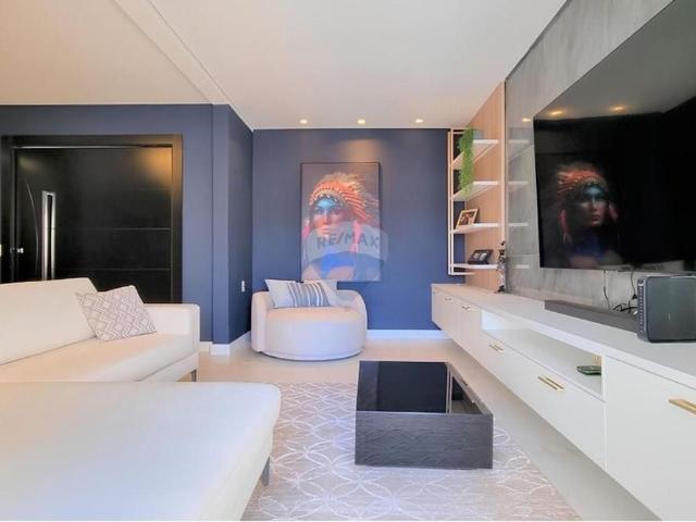 Casa para Aluguel Anual em Condomínio Fechado – Balneário Camboriú