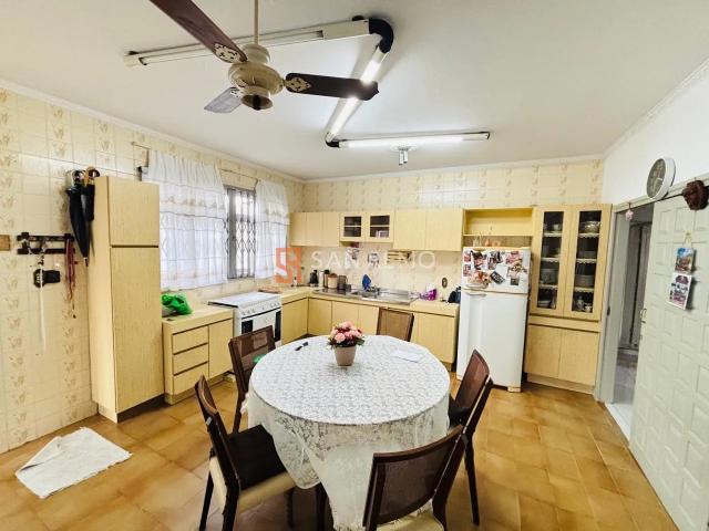 Casa para aluguel com 3 quartos, em Barreiros com 195 m²