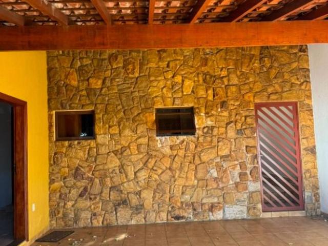 Casa para Aluguel com 3 quartos por R$ 3.600