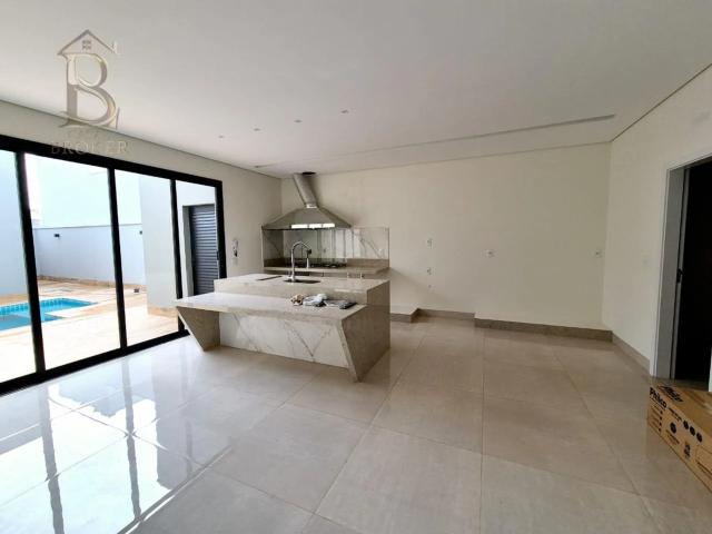 Casa para Aluguel com 3 quartos por R$ 7.000