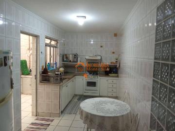 Casa para Aluguel com 3 quartos, 170 m² por R$ 6.000