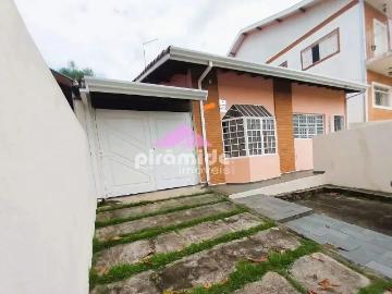 Casa para Aluguel com 3 quartos, 180 m² por R$ 4.000