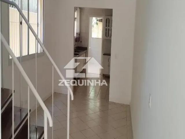 Casa para Aluguel com 3 quartos, 180 m² por R$ 4.500