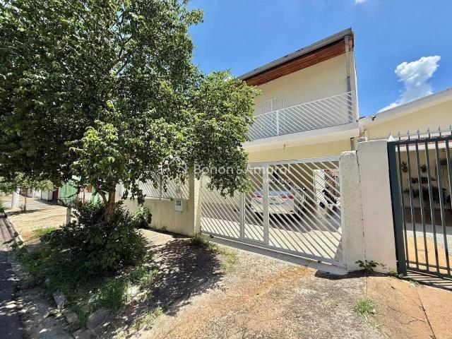 Casa para Aluguel com 3 quartos, 180 m² por R$ 4.900
