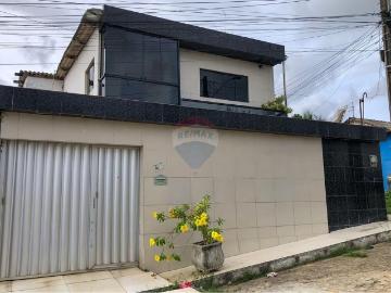 Casa para Aluguel com 3 quartos, 100 m² por R$ 1.800