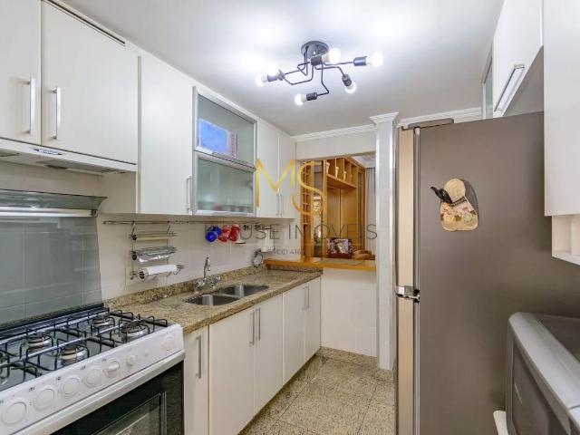 Casa para Aluguel com 3 quartos, 113 m² por R$ 5.900