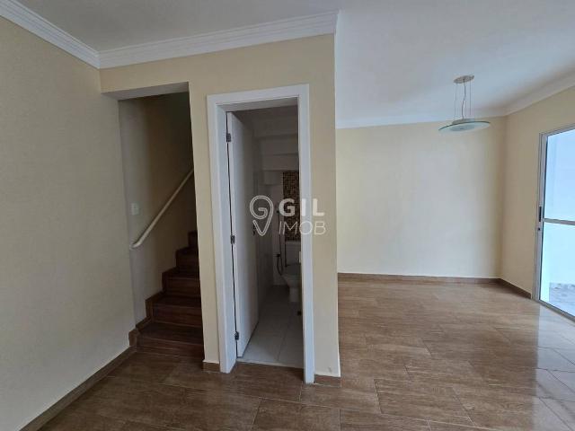 Casa para Aluguel com 3 quartos, 110 m² por R$ 4.445