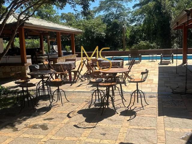 Casa para Aluguel com 3 quartos, 11 m² por R$ 11.500
