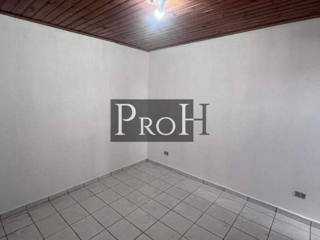 Casa para Aluguel com 3 quartos, 120 m² por R$ 3.500