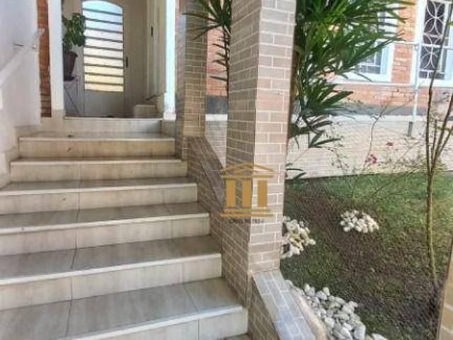 Casa para Aluguel com 3 quartos, 120 m² por R$ 4.500